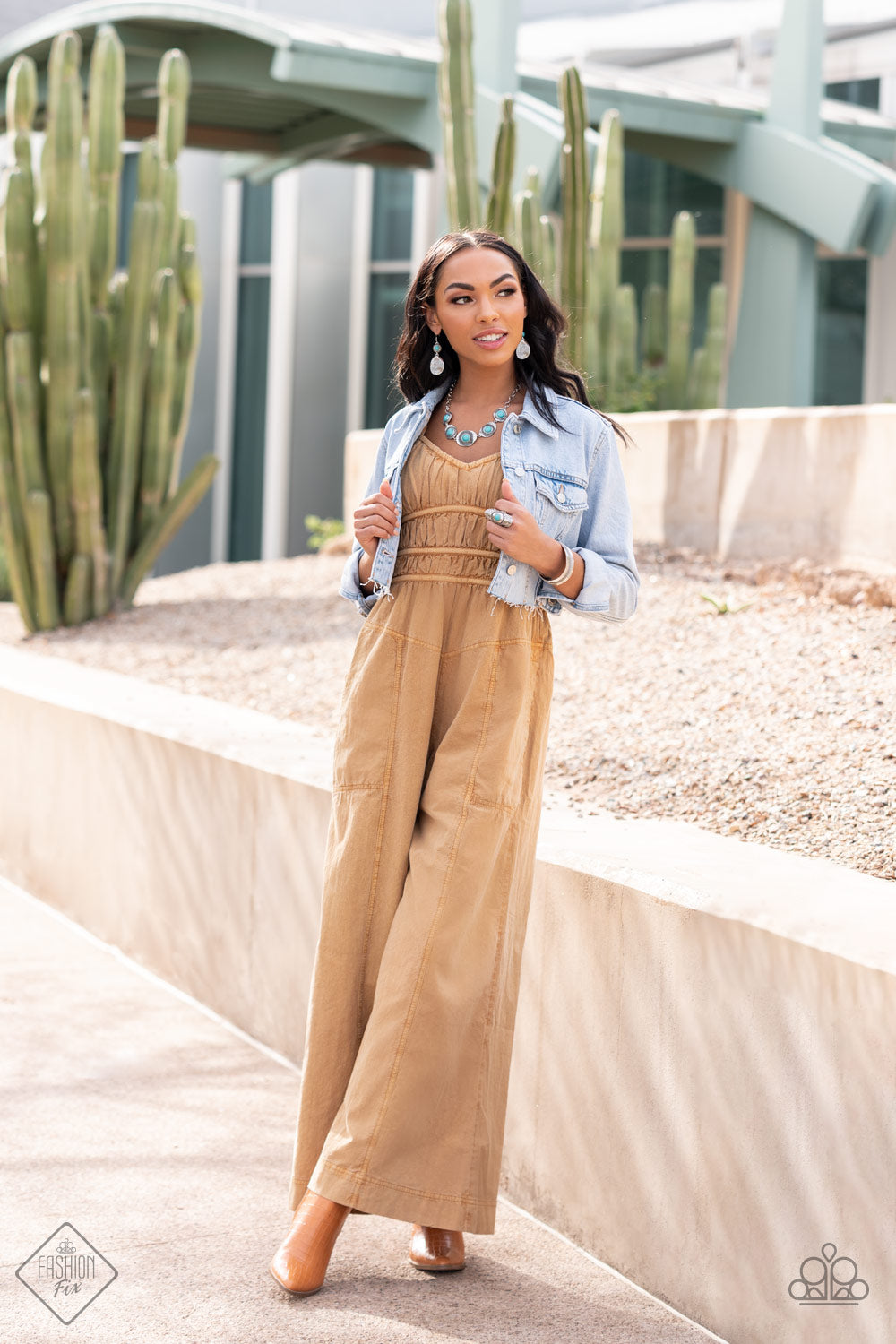 Homestead Harmony - Simply Santa Fe - Fashion Fix March 2022